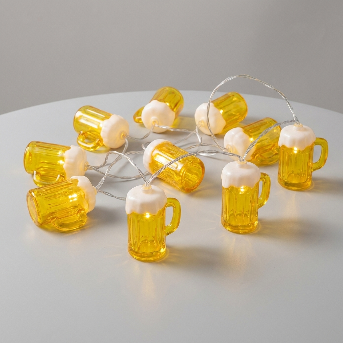 BREWGLOW – Beer Mug LED Top for Festive Ambient Lighting