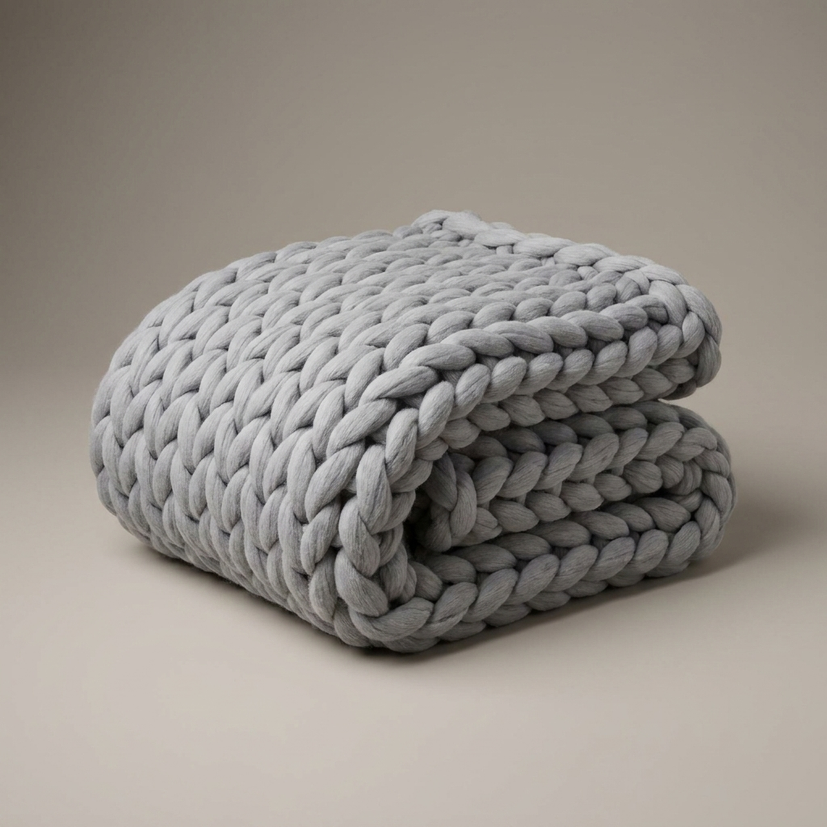 LOOMHAVEN – Chunky Knit Blanket for Elegant Warmth