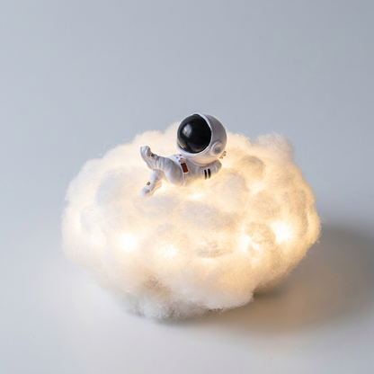 ASTROCLOUD – Astronaut Cloud Light for Ambient Glow