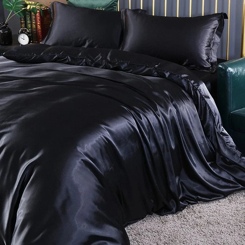 Silk Bedding Set Temperature-Regulating Moisture-Wicking 4 Piece