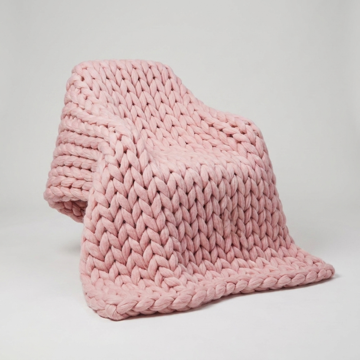 LOOMHAVEN – Chunky Knit Blanket for Elegant Warmth