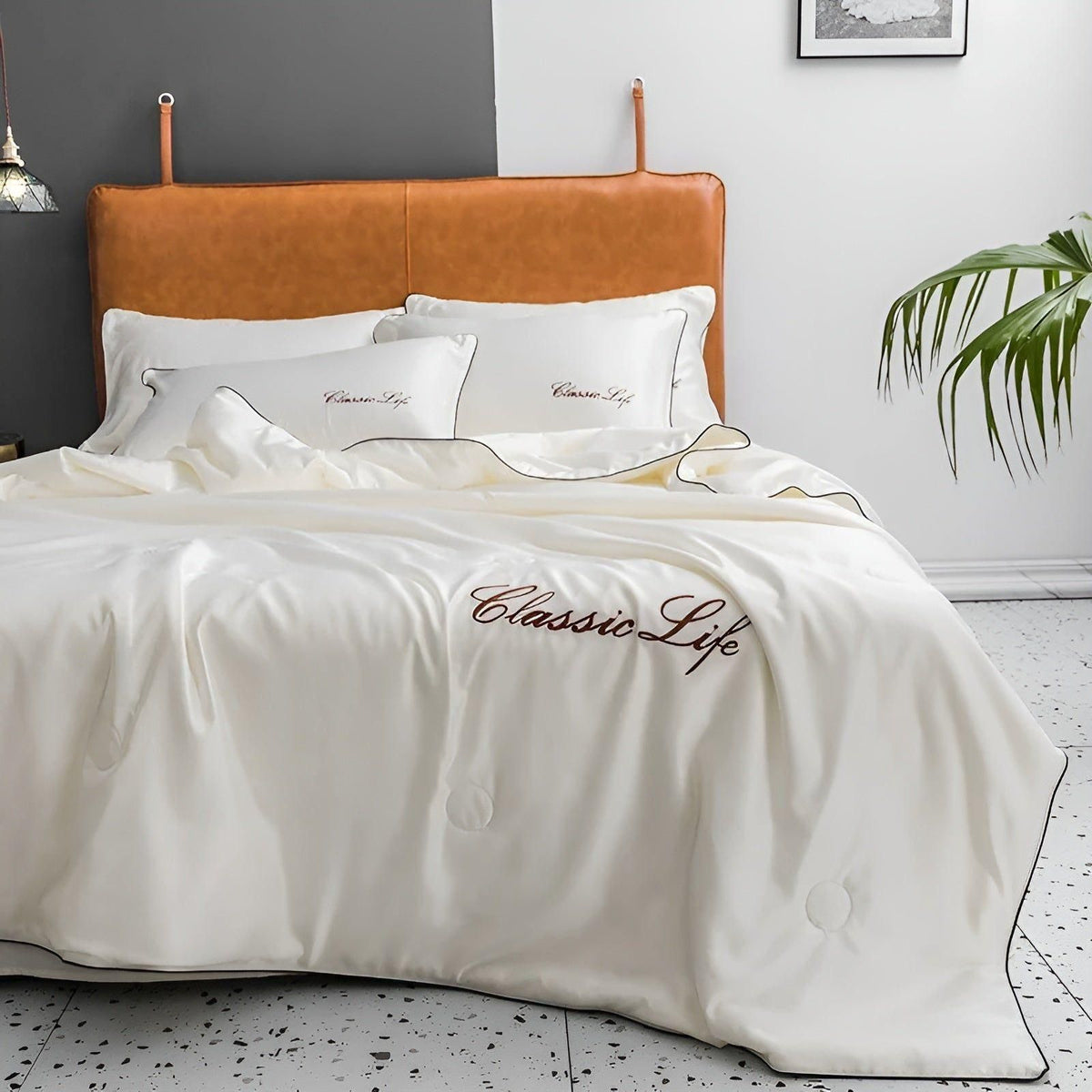 Elegant Silk Cooling Blanket with Embroidery | Lightweight and Breathable for Comfortable Summer Nights
