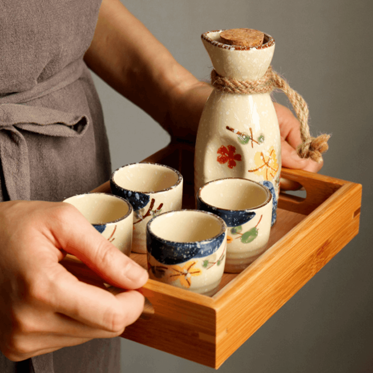 Handcrafted Ceramic Sake Serving Set Cherry Blossom Design Tokkuri Flagon Ochoko Cups Traditional Japanese Drinkware for Home Entertaining G