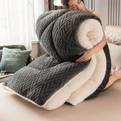 Sherpa Fleece Throw Blanket Quilted Winter Bedspread Soft Plush Heavyweight Comforter for Bed Couch Sofa Twin Full Queen King