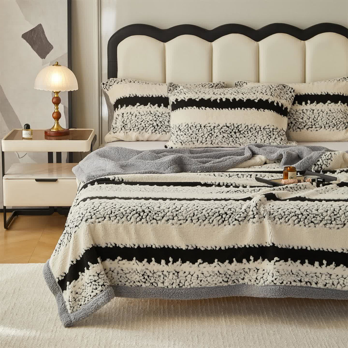 WARMCOCOON – Double-Layer Blanket for Comfortable Evenings