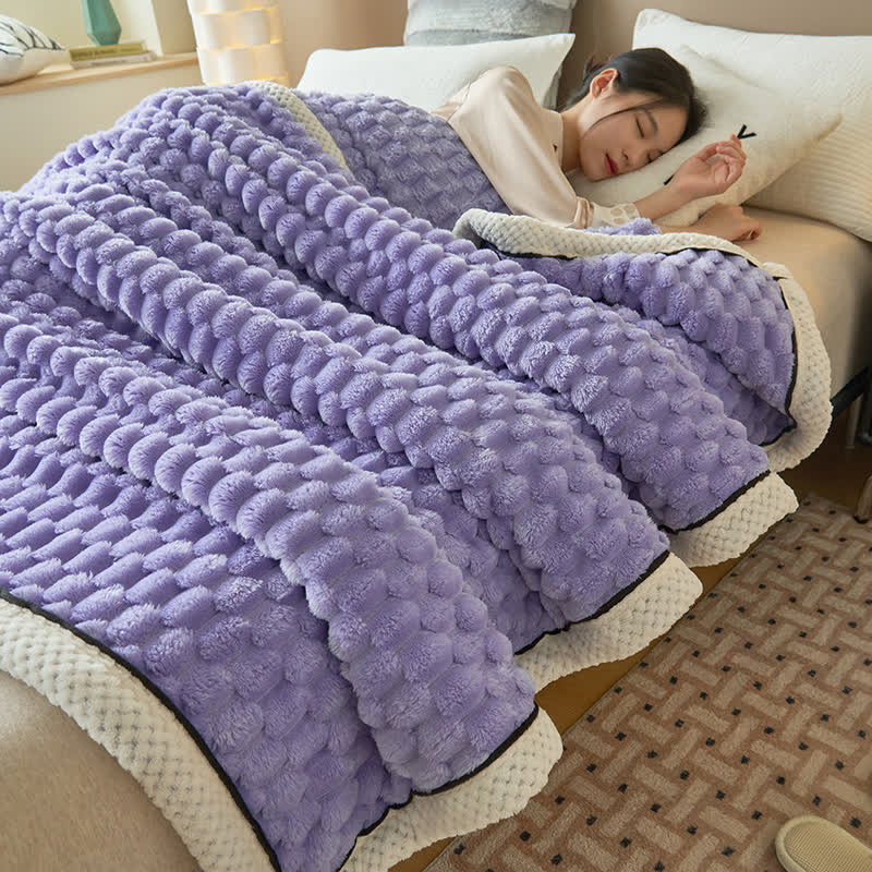 Reversible Plush Throw Blanket - Ultra Soft Coral Fleece - Queen & Full Size - Lightweight Polyester - Cozy Cover for Couch Sofa Bed
