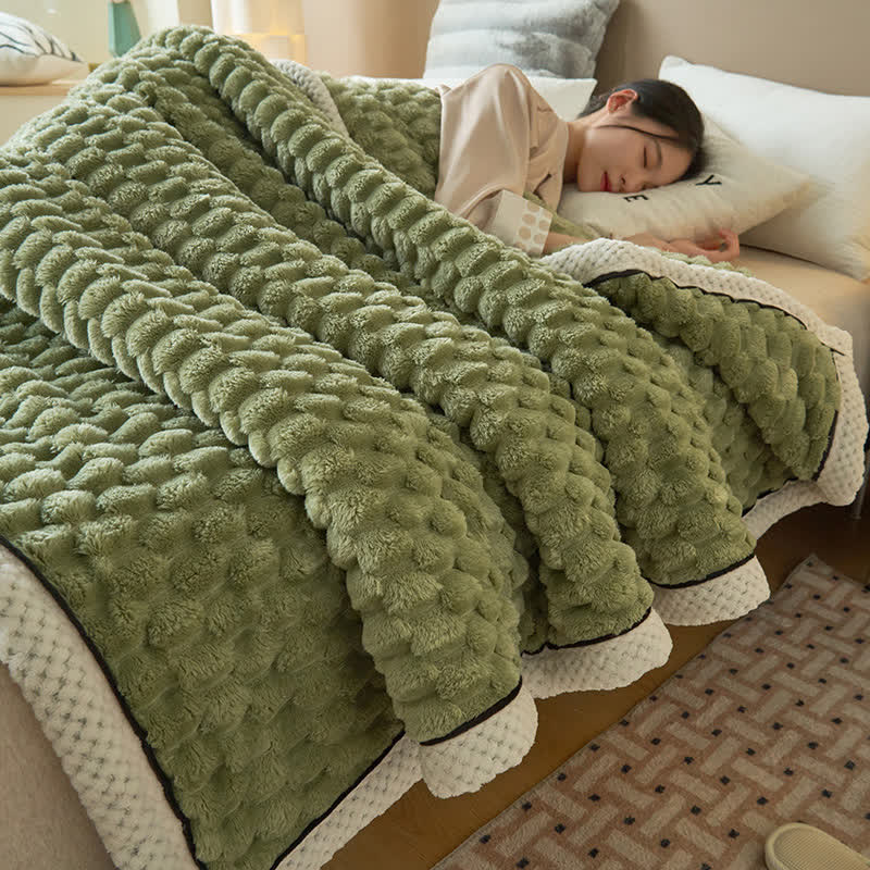 Reversible Plush Throw Blanket - Ultra Soft Coral Fleece - Queen & Full Size - Lightweight Polyester - Cozy Cover for Couch Sofa Bed