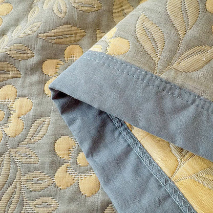 FLORAREST – Layered Blanket Quilt for Gentle Home Comfort