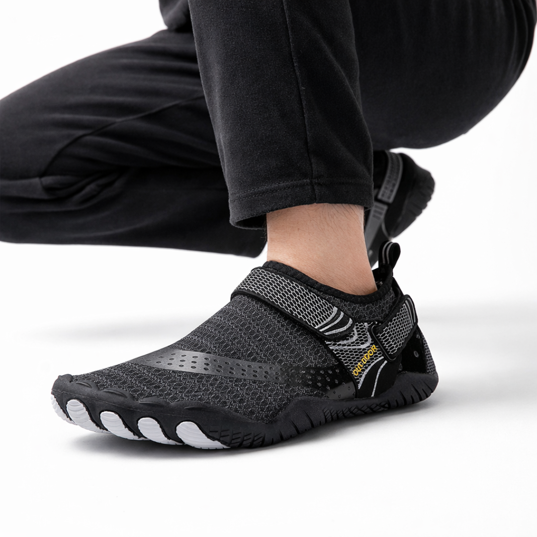 Split-Toe Water Shoes – Fast-Drying Barefoot Beach & Pool Footwear with Non-Slip Grip for Men & Women
