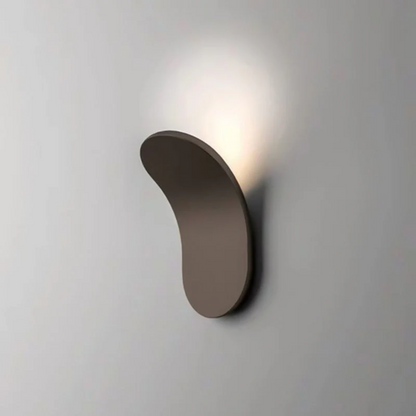 Curved Metal LED Wall Sconce – Iron Finish with Adjustable Light Temperature for Bedroom, Hallway & Living Room