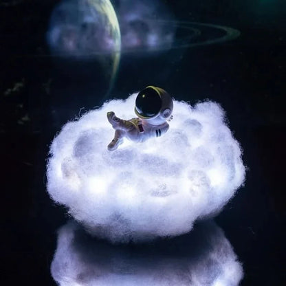 ASTROCLOUD – Astronaut Cloud Light for Ambient Glow