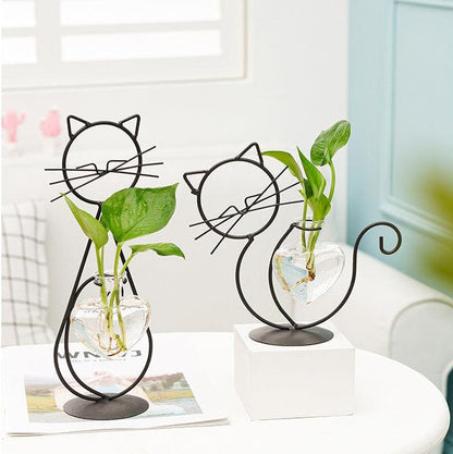 Iron Heart Kitty Planter