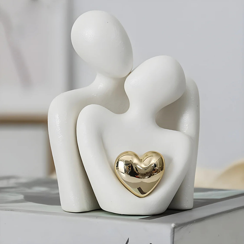Abstract Couple Holding Heart Figurine – Modern Resin Sculpture for Home Decor, Wedding Gift, Anniversary Display – Minimalist Love Statue