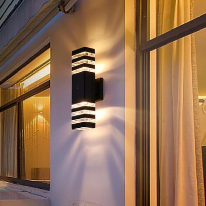 Outdoor Wall Sconce E27 Socket Weatherproof Black Finish Dual-Beam Up-Down Lighting for Entryways Patios Garden Facades Exterior Home