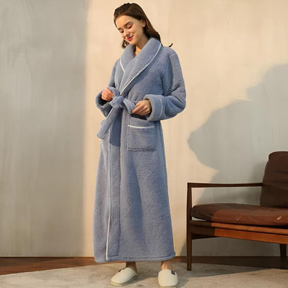 Plush Coral Fleece Bathrobe with Shawl Collar & Pockets – Unisex Lounge Robe for Year-Round Wear