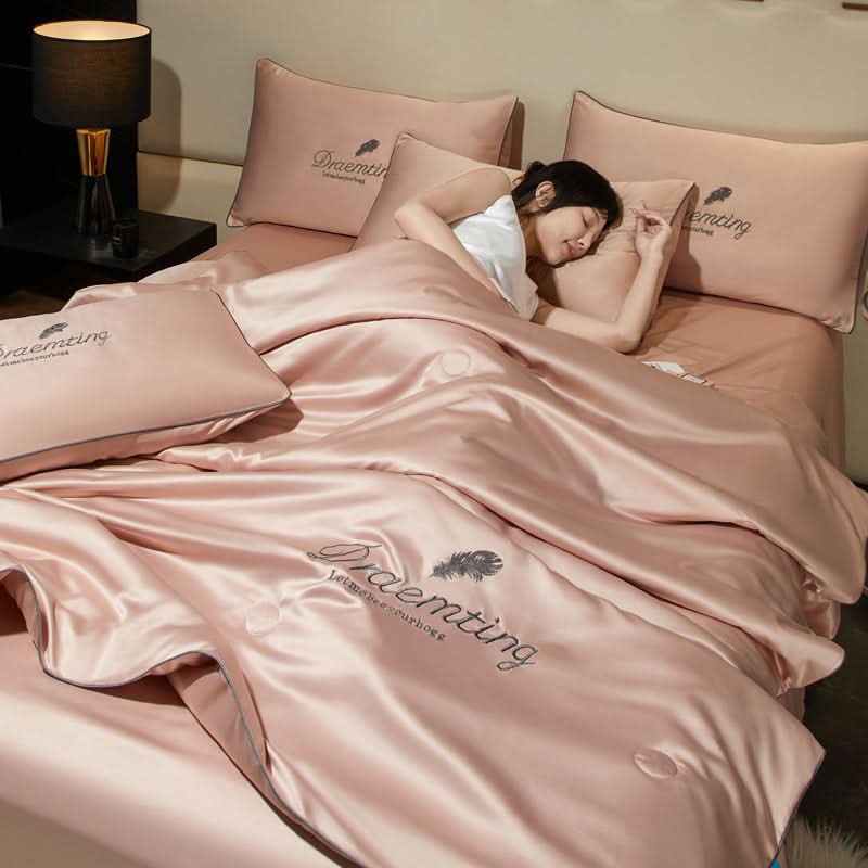 KühlTraum | Cooling Ice-Silk Duvet for Hot Nights with Breathable Fabric | Lightweight Comfort for Restful Sleep