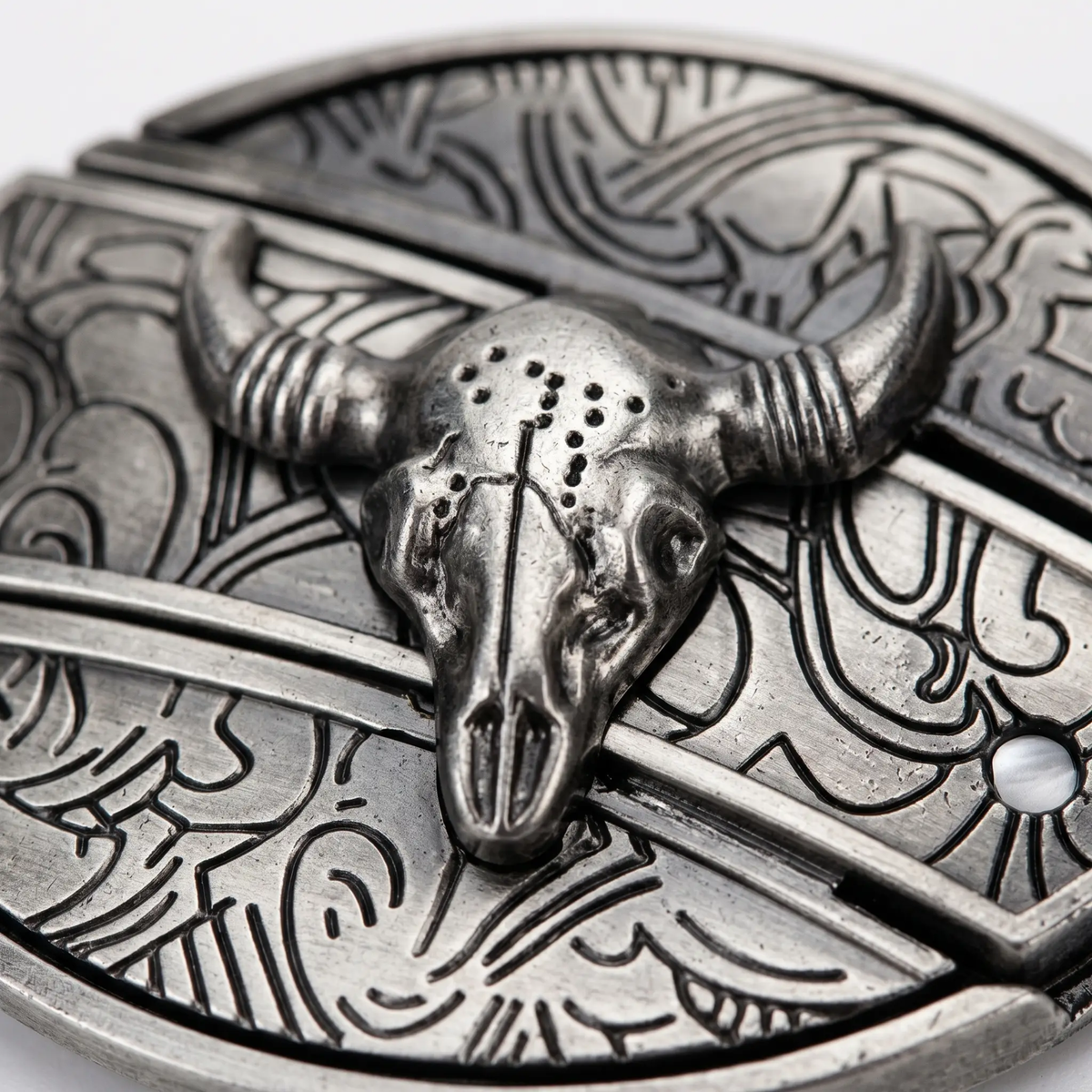 Western Accessory Clasp with Concealed Utility Feature for 1.5 in Straps | Decorative Zinc Alloy Hardware for Ranch, Rodeo & Everyday Wear