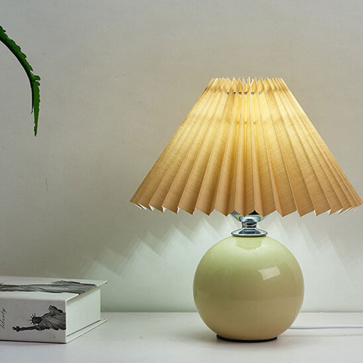 Ceramic Table Lamp with Fabric Shade – Modern Accent Lighting for Bedroom, Living Room & Home Office