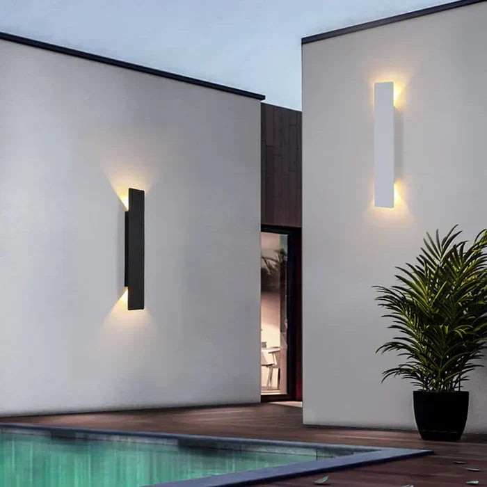 Weather-Resistant Aluminum Outdoor Wall Light for Patio Garden Entryway IP65 Waterproof LED Wall Sconce Modern Exterior Lighting