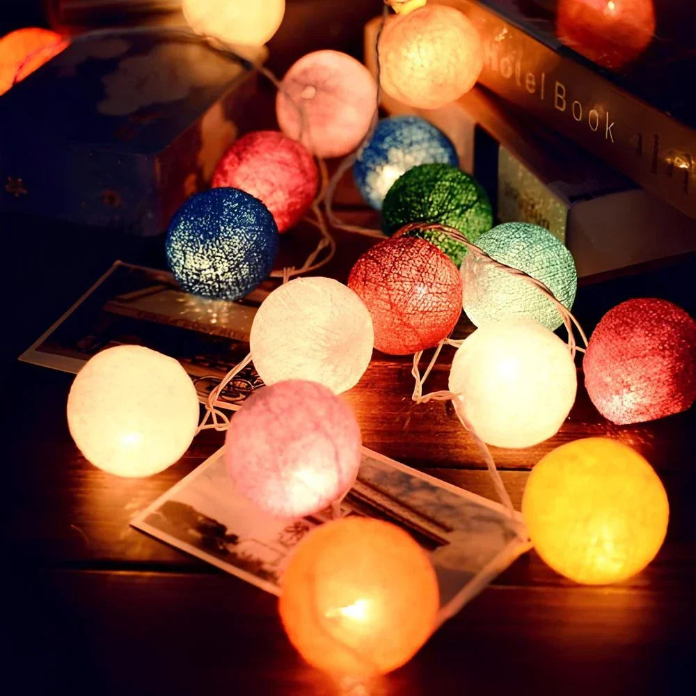 Cotton Ball String Lights LED Garland for Bedroom Living Room Nursery Party Decor USB or Battery Powered Ambient Lighting