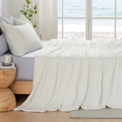 Cozy Bliss | Cooling Comforter with Japanese Arc-Chill Fabric | Lightweight & Breathable for Hot Sleepers