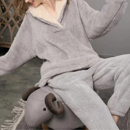 Women's Fleece Pajama Set 2-Piece Long Sleeve Top & Pants for Winter Sleepwear Loungewear Cozy Nights