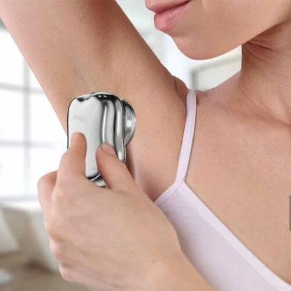 Compact USB Rechargeable Men's Electric Shaver – Waterproof Travel Razor with 60-Minute Runtime for On-the-Go Grooming