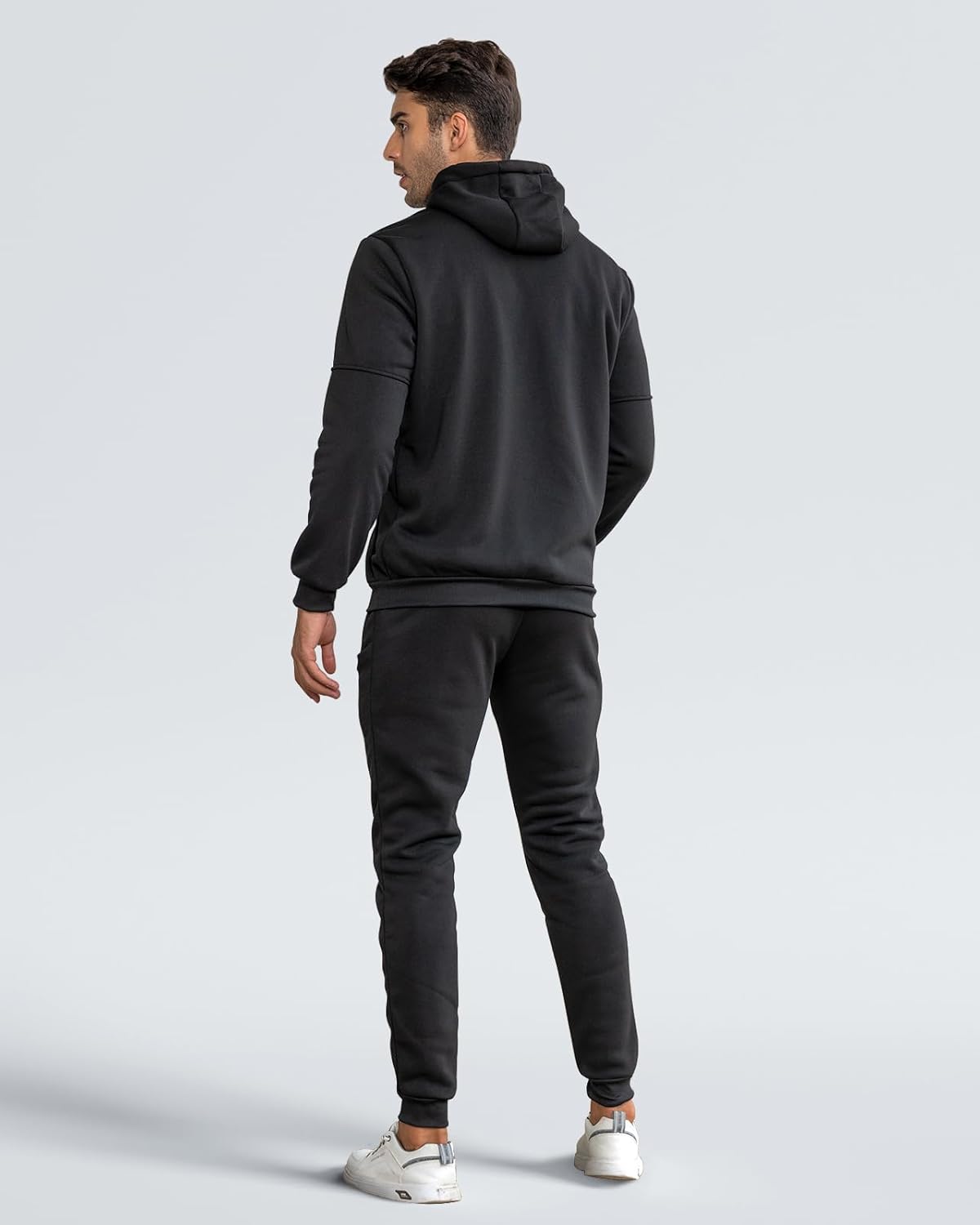 Men's Athletic Two-Piece Jogger Set with Pullover and Pants – Lightweight Breathable Tracksuit for Training, Gym & Casual Lounge Wear