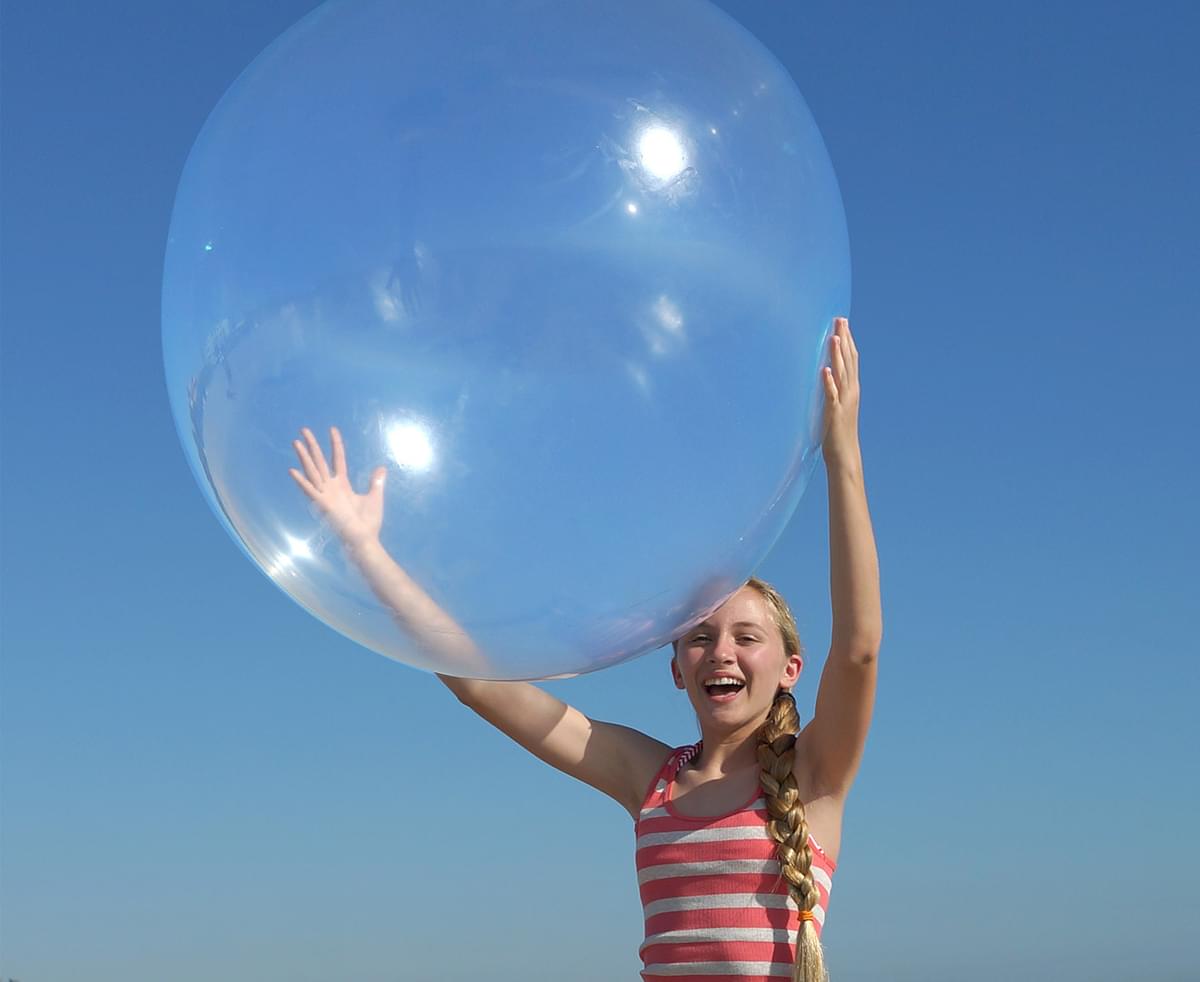 Inflatable Stretchy Play Ball for Kids Outdoor Indoor Active Fun Backyard Pool Party Game Toy Floats Bounces Squishes