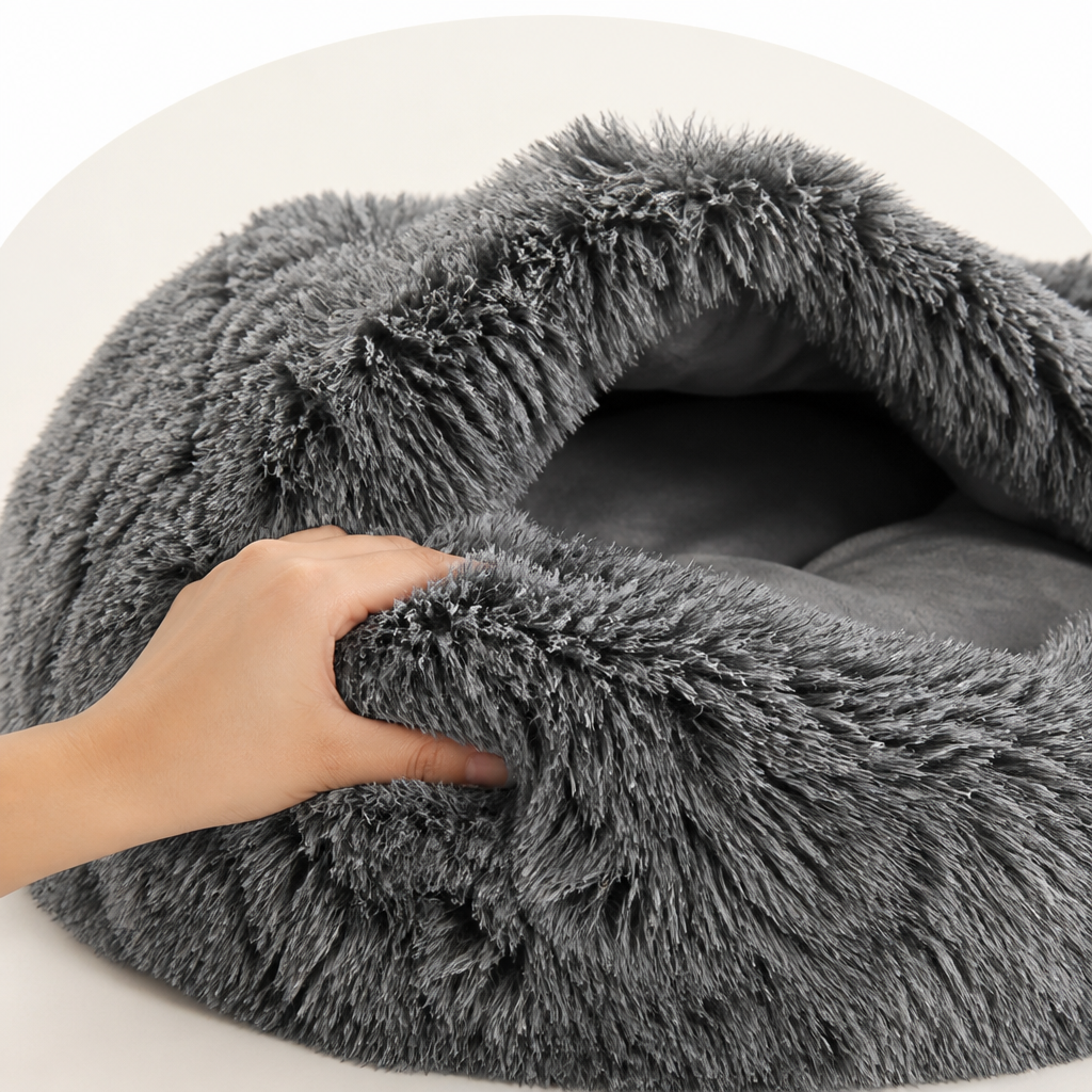 Ortekor Warmth-Retaining Polyester Hooded Pet Nest