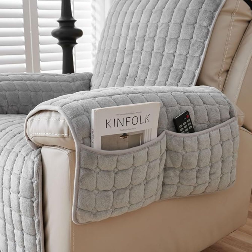 Quilted Recliner Furniture Protector with Storage Pocket – Soft Microfiber, Non-Slip, Pet-Friendly Cover for Living Room Chairs