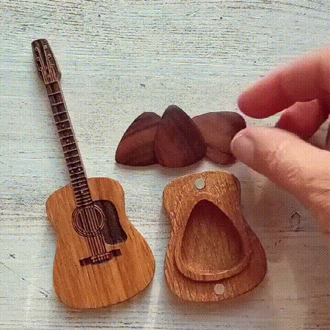 Elegant Wooden Guitar Pick Case with Stand & Engraved Design for Personalized Gifting