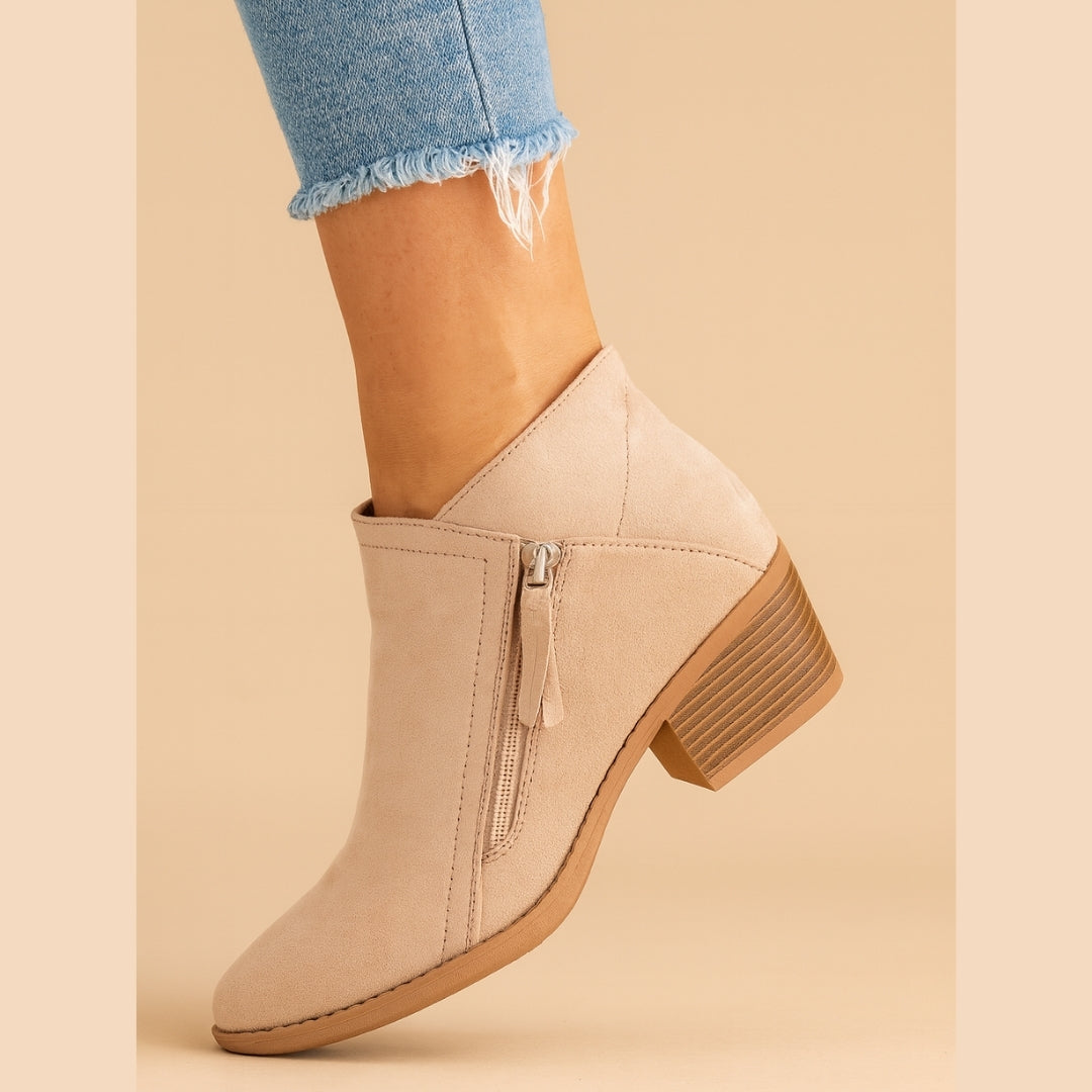 Women's Pointed-Toe Ankle Boots with Block Heel – Side Zip Bootie for Work, Casual & Evening Wear
