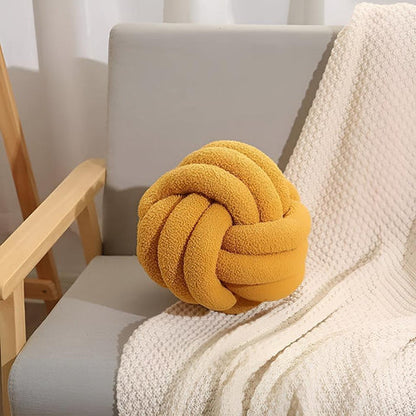 Knot Cushion - Soft Lambswool, Cozy knot Design