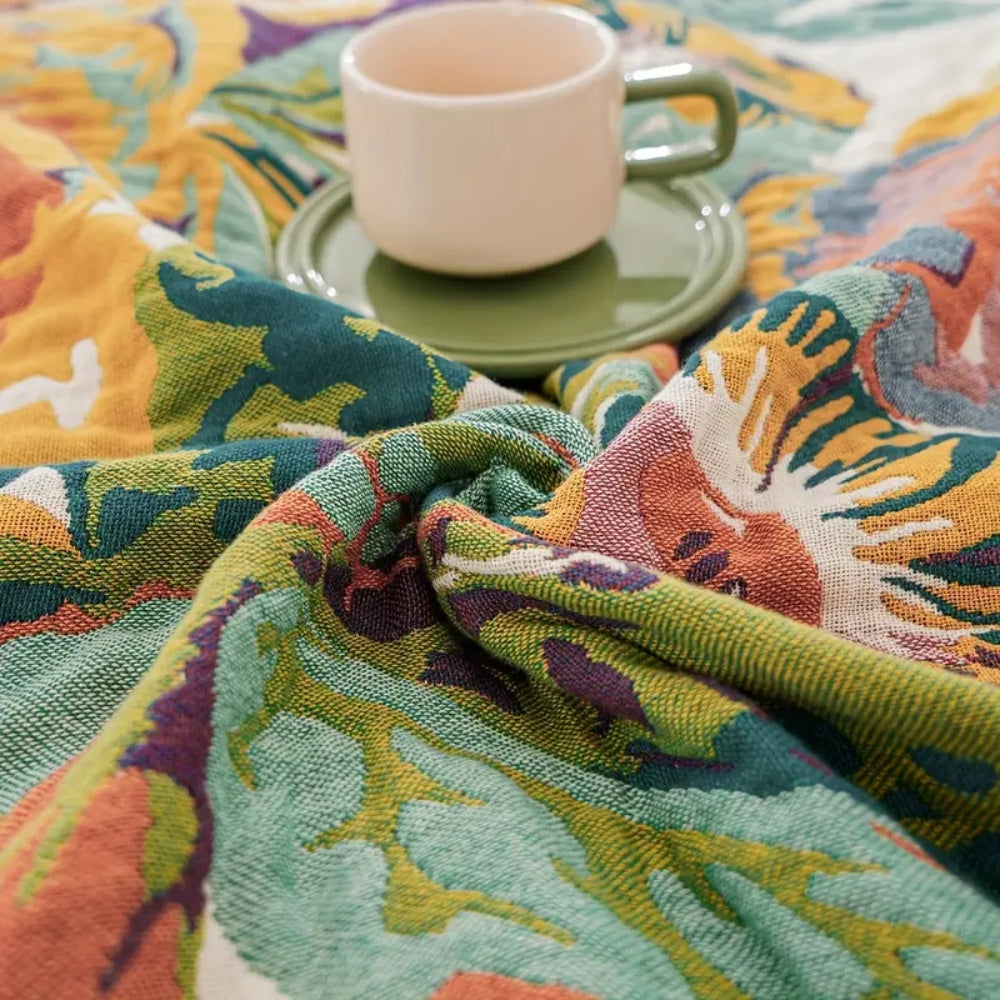 Reversible Cotton Throw Blanket with Jacquard Floral Pattern for Couch, Bed, Year-Round Comfort & Elegant Home Decor