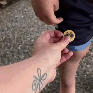 Mosquito Repellent Stickers Natural Essential Oils Baby-Safe 24-Hour Protection