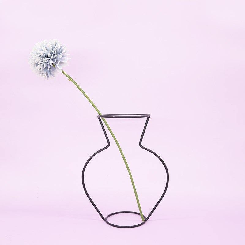 Sleek Iron Line Vase Stand