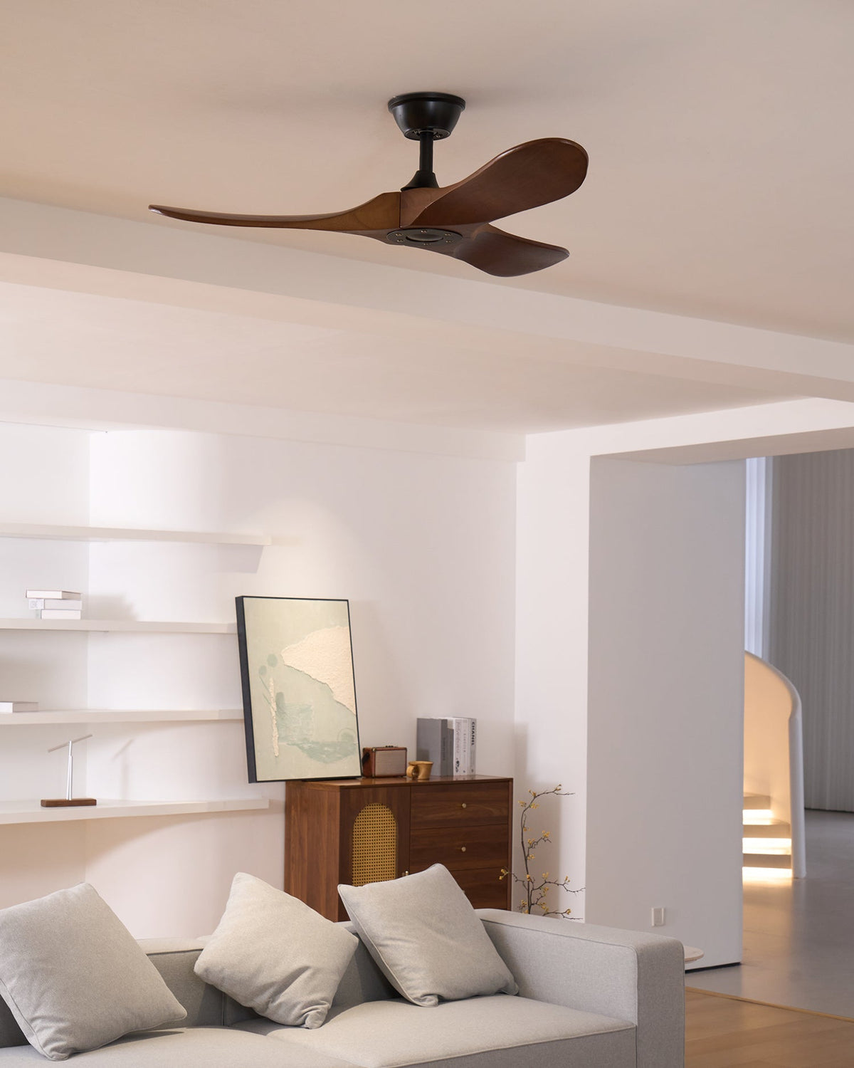 DC Motor Ceiling Fan with Wooden Blades 42 or 52 Inch Diameter Remote Control Indoor Air Circulation for Bedrooms Living Rooms Offices Low N