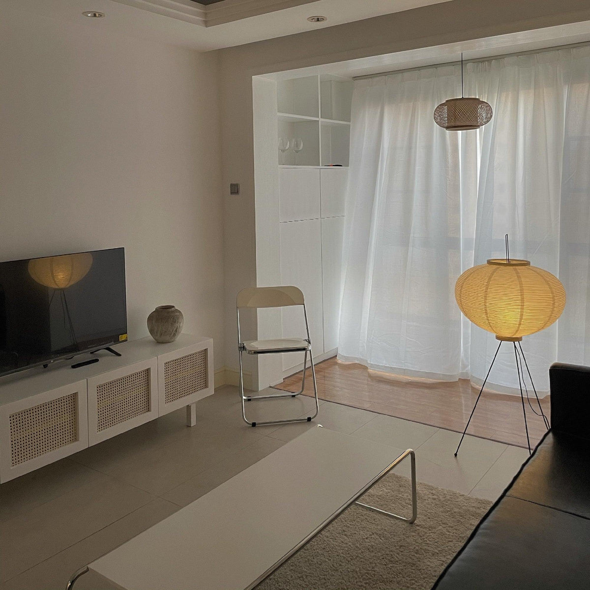 Handcrafted Paper Shade Tripod Standing Lamp 20 in White for Living Room Bedroom Reading Nook Accent Light Japandi Minimalist Decor