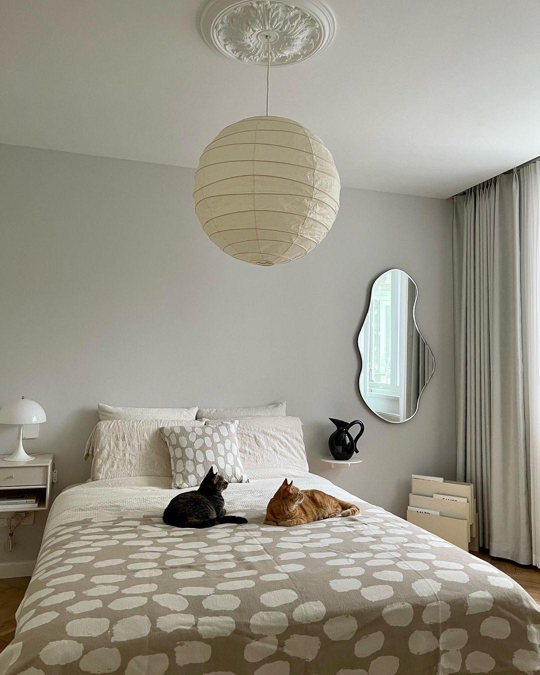 Paper Globe Hanging Light Fixture White Shade Adjustable Wire for Dining Room Living Room Bedroom Overhead Lighting Mid-Century Asian Inspir