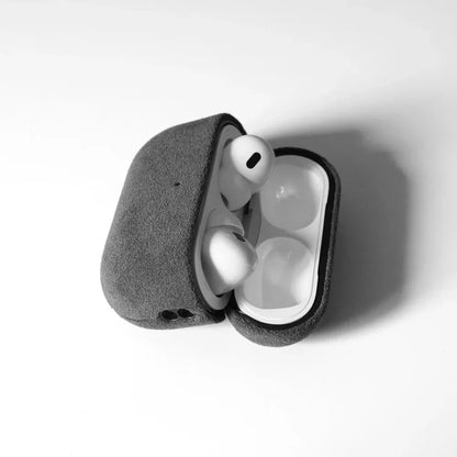 Premium Soft-Touch AirPods Protective Case – Wireless Charging Compatible, Scratch-Resistant Cover for AirPods Pro & Gen 3/4