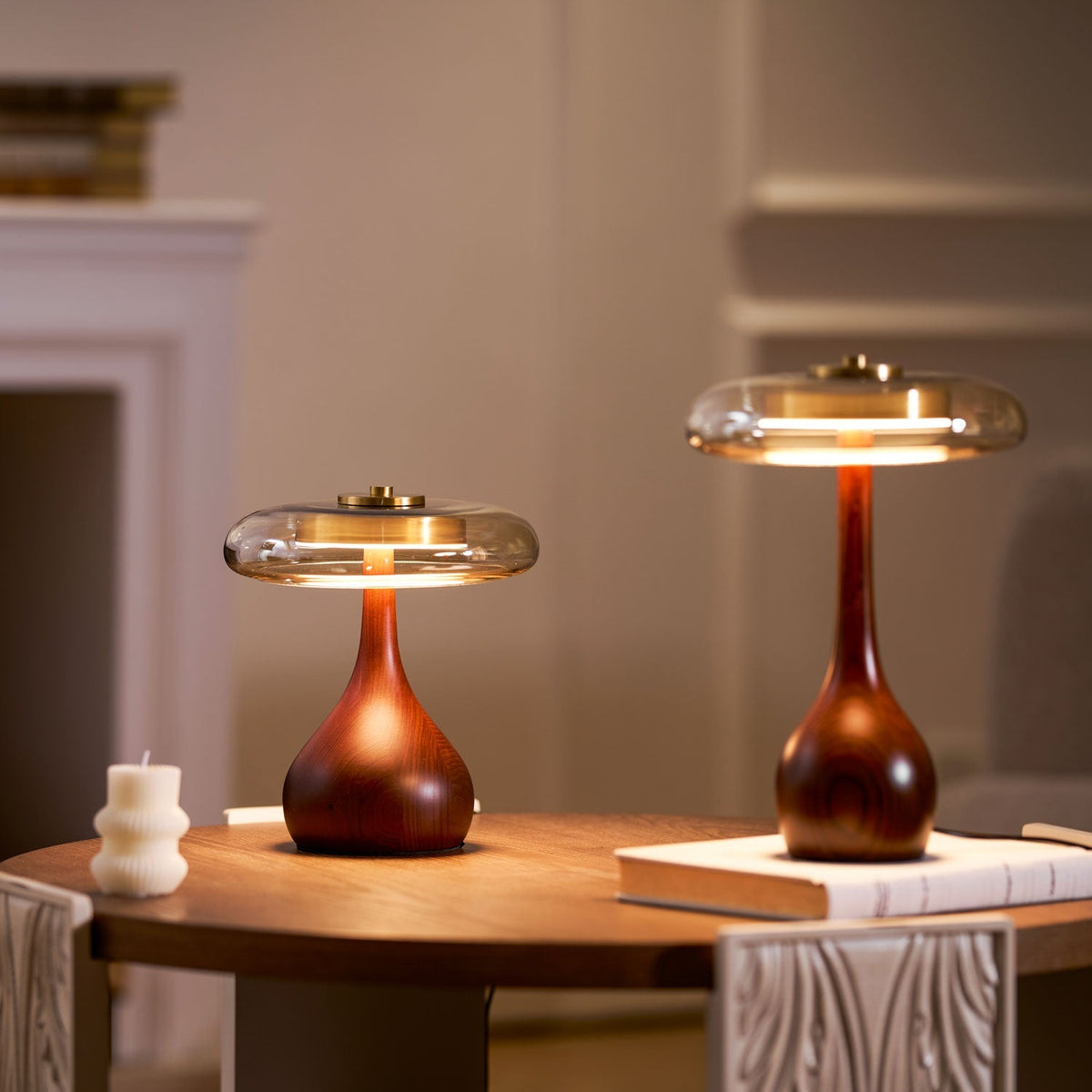 AndiGlass | Elegant Modern Glass Table Lamp for Living Room Décor