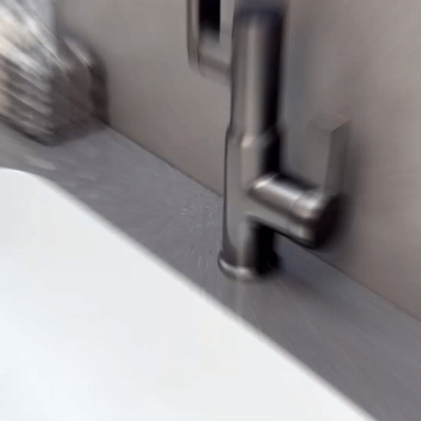 AquaTwist | 360° Kitchen Faucet with Temperature Display & Adjustable Height | Stylish Design for Modern Kitchens