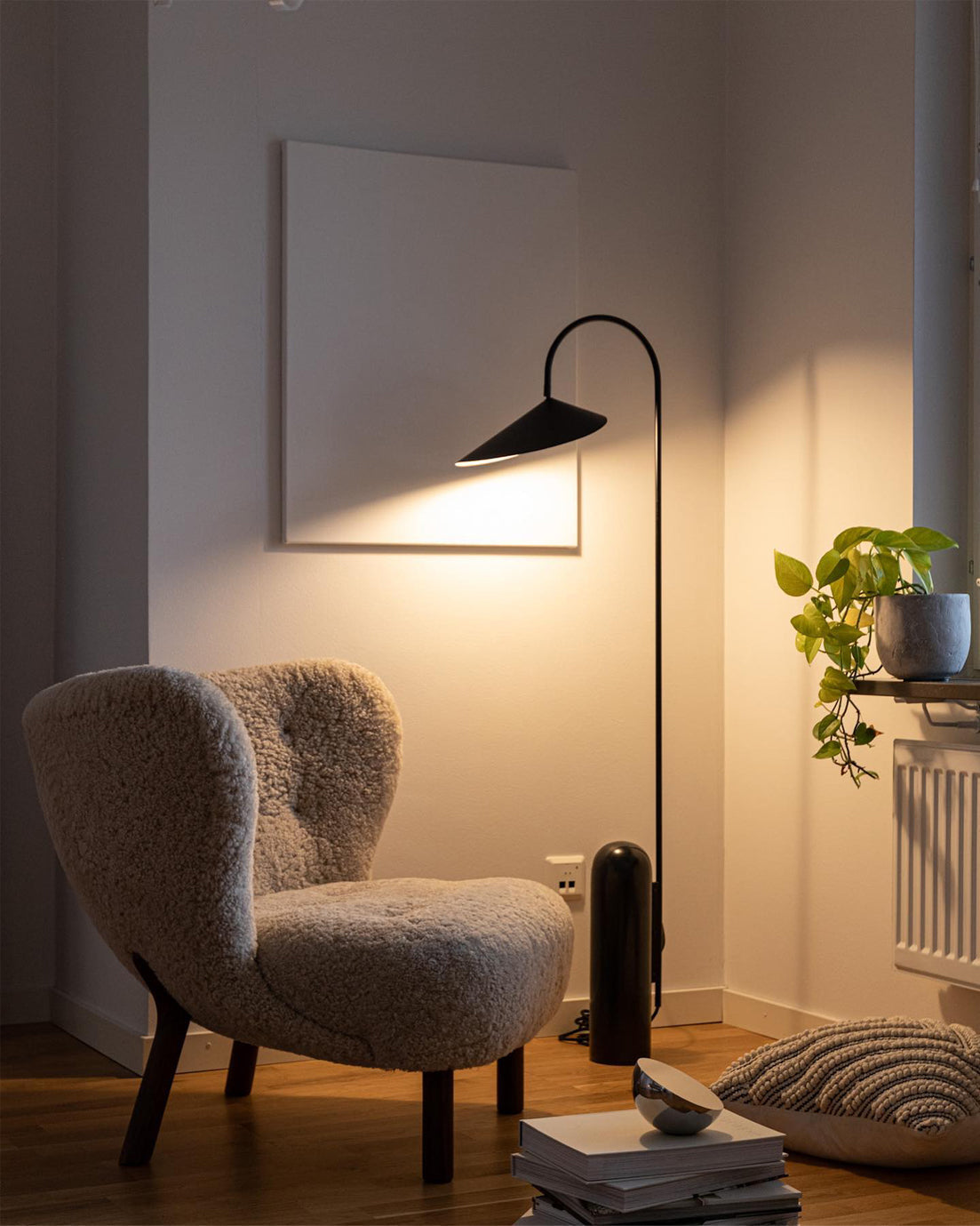 Arched Reading Floor Lamp with Marble Base – Modern Black Metal Accent Light for Living Room, Bedroom & Home Office