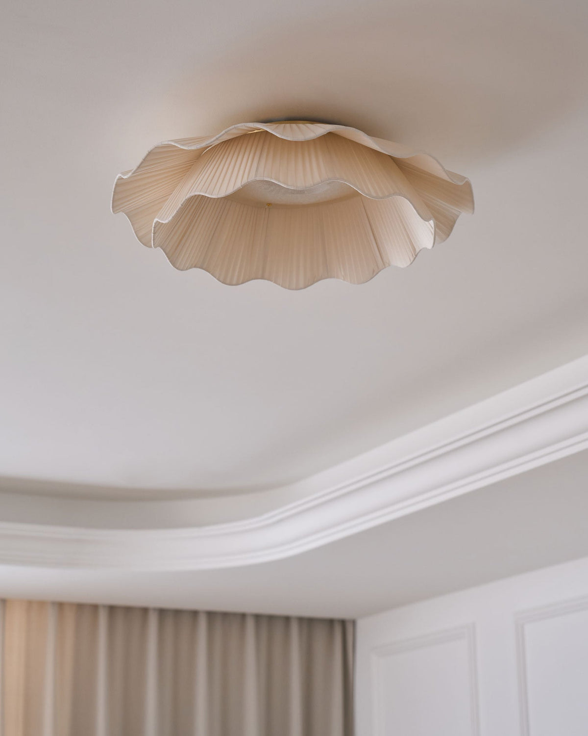 Dimmable LED Flush Mount Light 20 in Beige Fabric Shade Brass Accent for Bedroom Hallway Living Room 3 Color Modes Low Profile Overhead Fixt