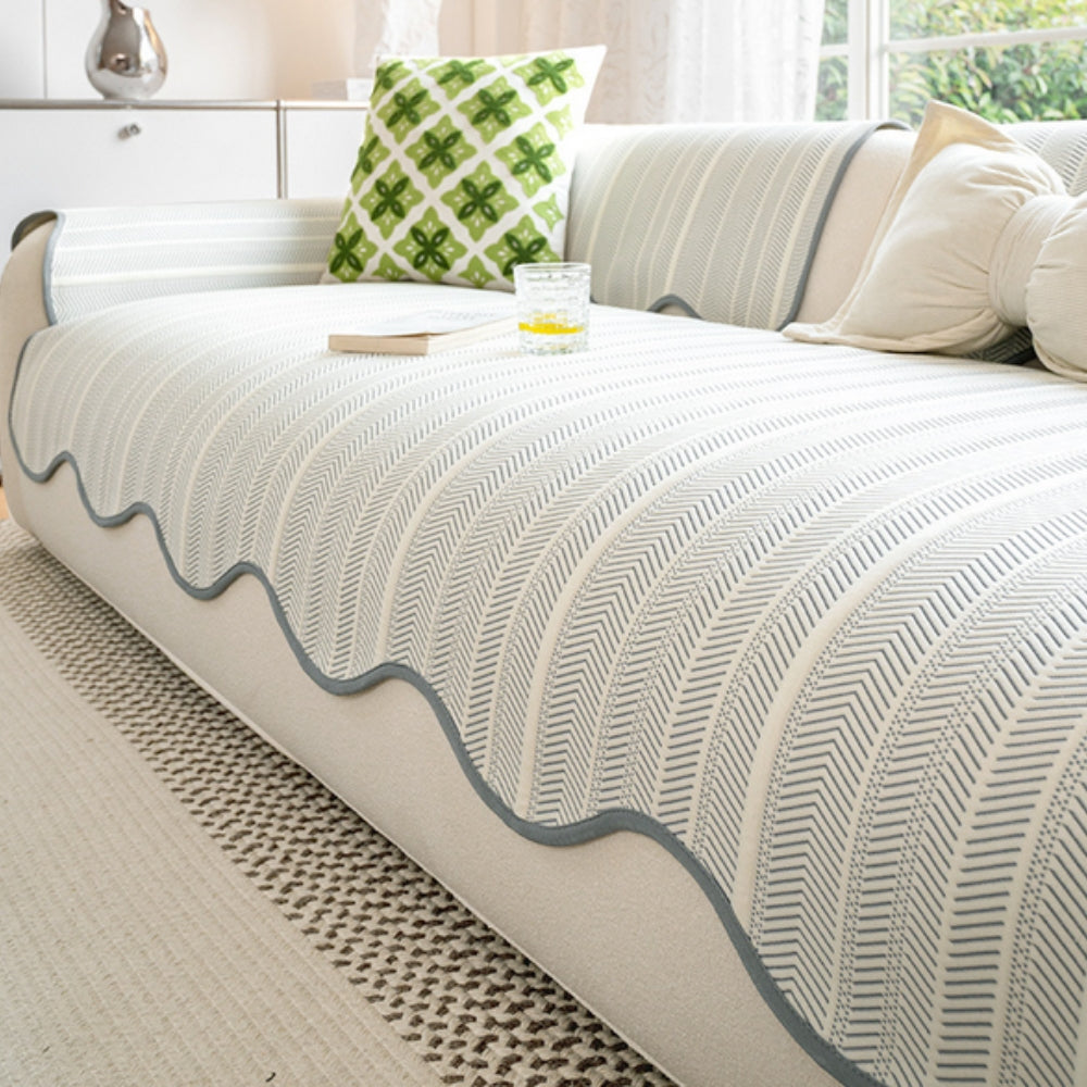 Textured Throw Blanket with Scalloped Edge for Couch, Sofa & Bed – Soft Woven Cotton Blend – Non-Slip Breathable Cover for Living Room &