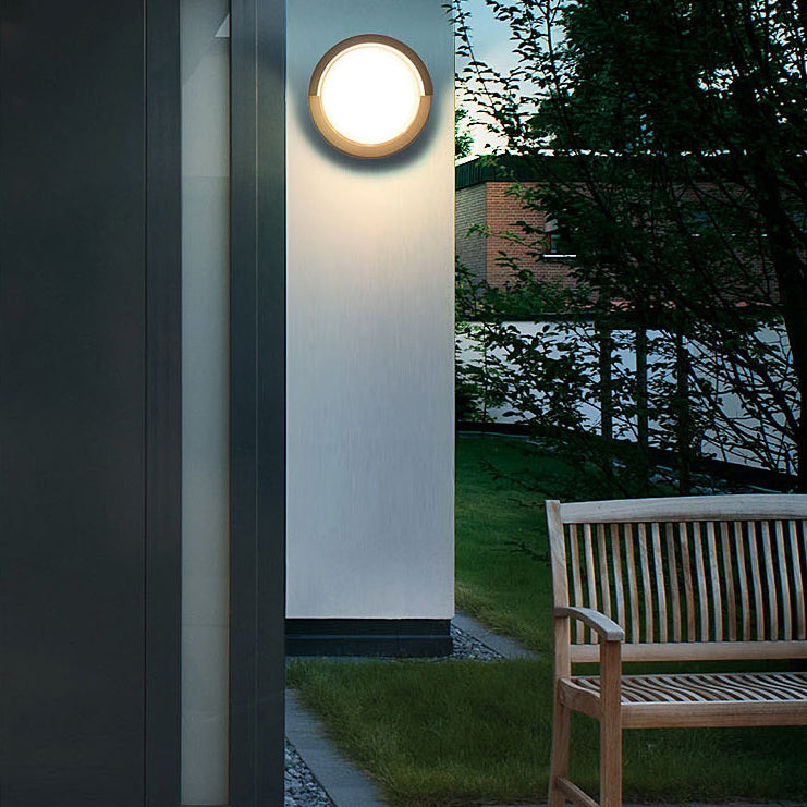 Outdoor LED Wall Sconce – Modern Waterproof Fixture for Patio, Garden & Porch Lighting