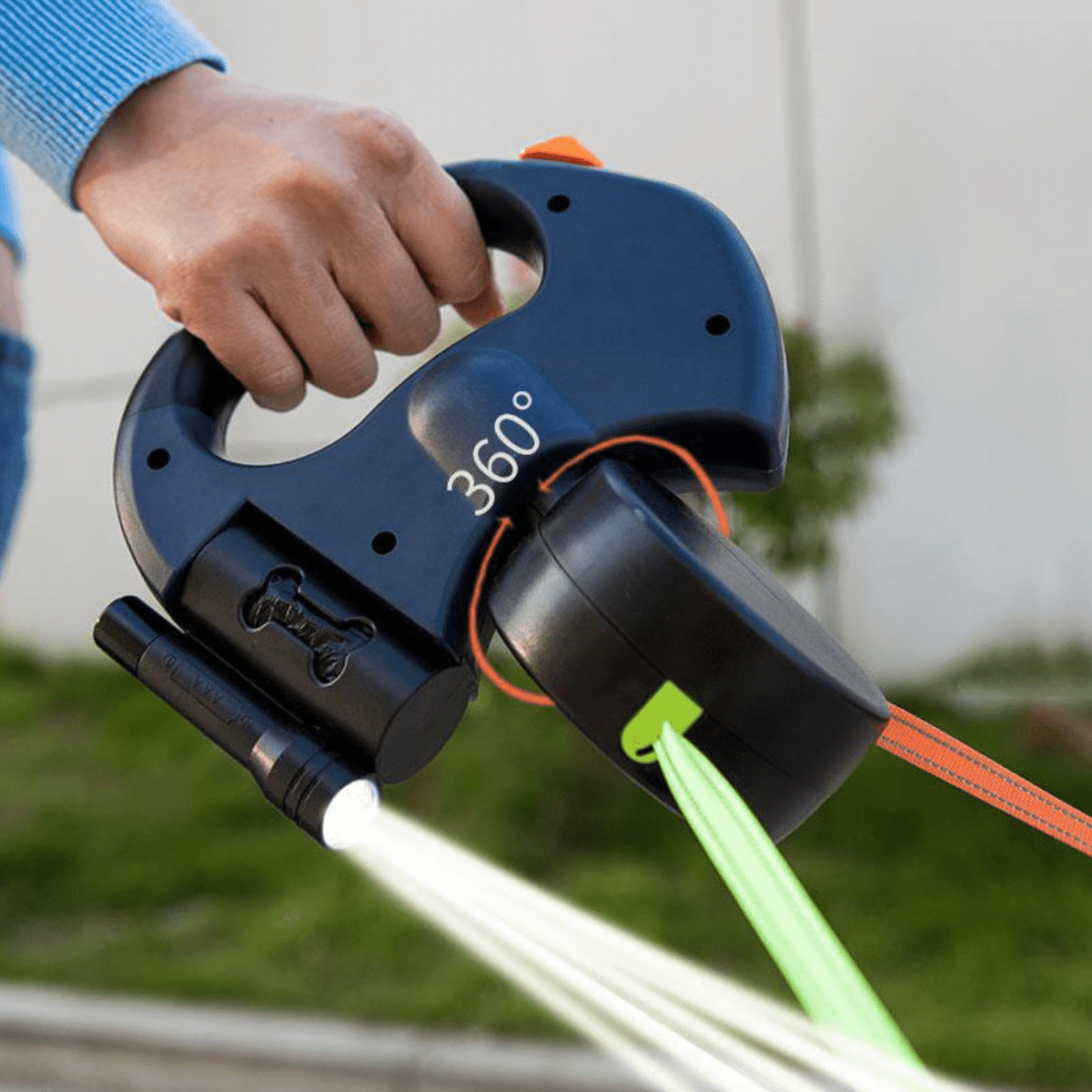 Dual Retractable Dog Leash with LED Flashlight for Walking Two Pets Simultaneously
