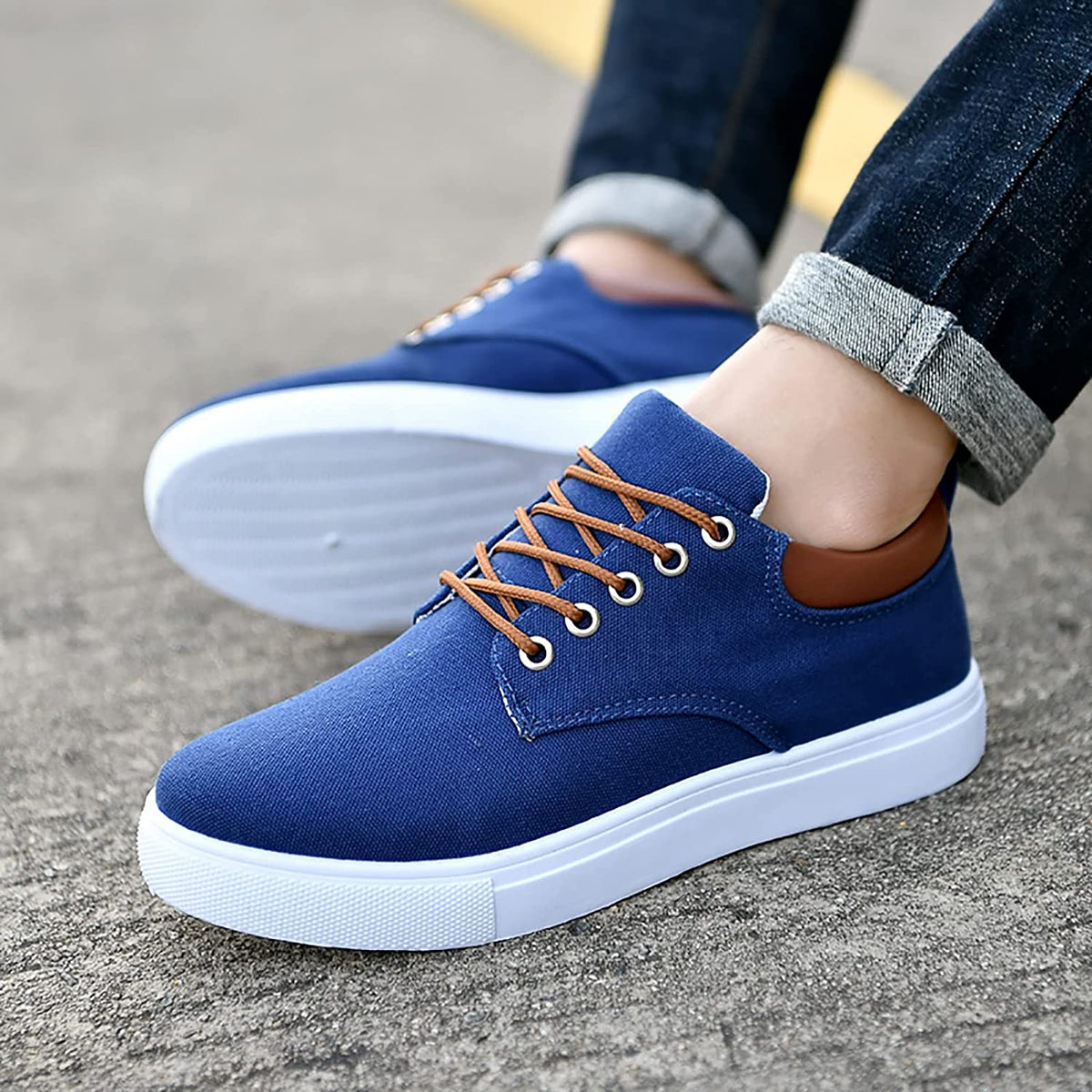 Canvas Sneakers for Men with Platform Sole – Casual Lace-Up Shoes for Work, Weekends & Everyday Wear