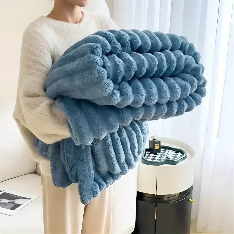 Plush Flannel Throw Blanket – Lightweight Cozy Soft Fleece for Couch Bed Sofa Travel Camping & Home Decor in Blue Gray Pink Beige